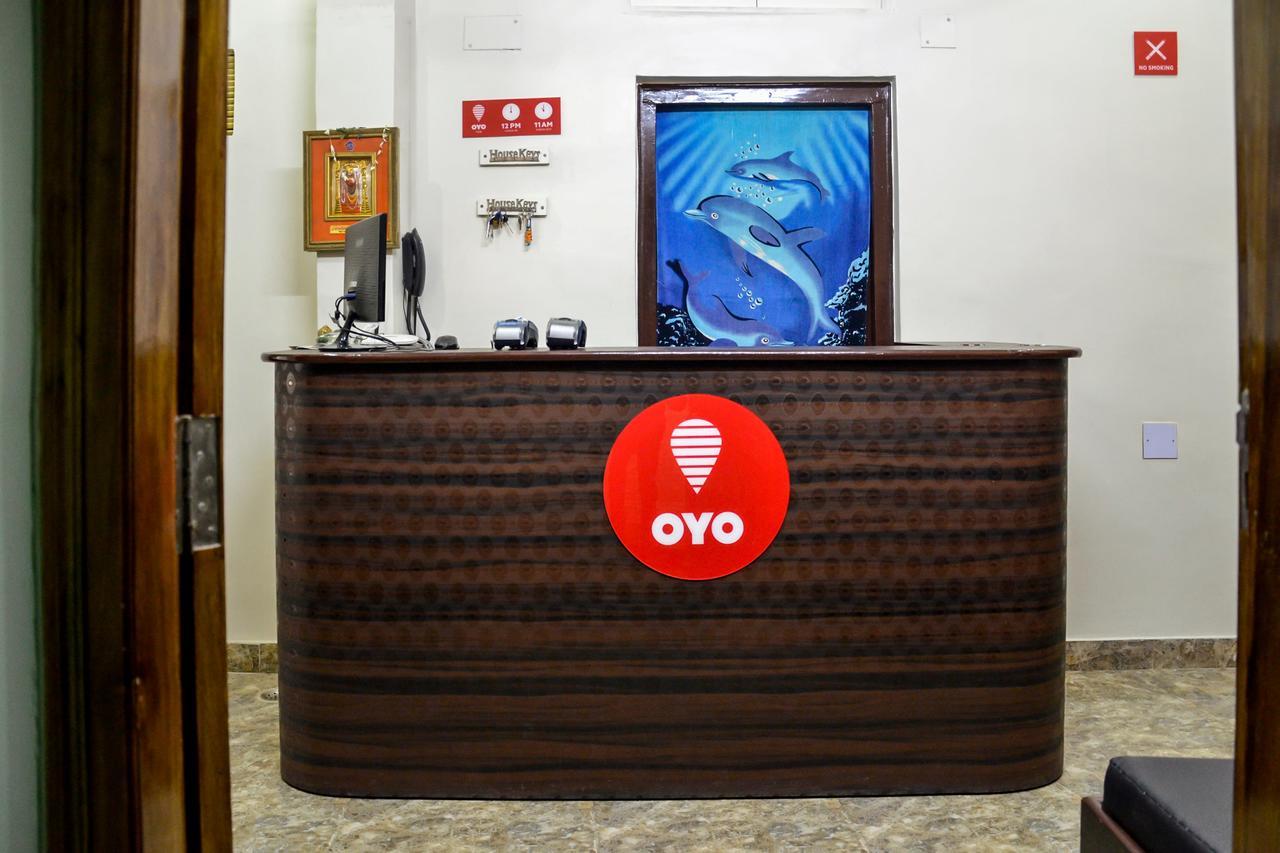 Oyo 7622 Varanasi Stays Exteriör bild